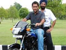 MS Dhoni visits TVS; Test rides Apache RTR 180