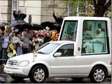 Even Pope Can Be Sued For Breaking Traffic Rules