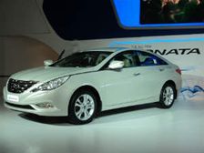 Hyundai Launches Fluidic Sonata At Rs.18.52L