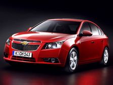 New Chevrolet Cruze Launched At Rs 13.85 Lakhs