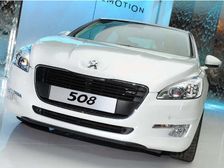 Peugeot Lays Off 8,000 Workers As Losses Mount