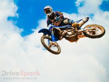 CS Santosh 'Flyin Monkey' Thrills Drivespark