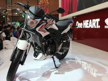 2013 Honda CB150R Streetfire Unveiled
