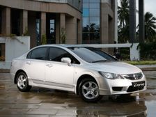 Honda Civic Gets 1.6 Lakh Discount