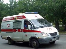 Ambulance-Taxis Get You Through Traffic In Russia
