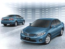 Toyota Corolla Altis Gets New Trims Sans Fanfare