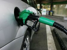 Petrol Price Go Down By Rs 3/Liter