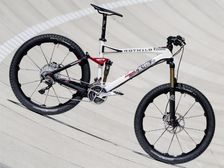 Mercedes A 45 AMG Inspired Rotwild R.X45 AMG Bike