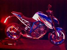 KTM 1290 Super Duke R Patriot Edition