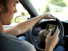 Common Driving Habits That Should Be Avoided