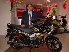 Mahindra To Launch New Scooter By Year End; New Model Every 3 Months