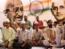 Toyota Innova Used By Aam Aadmi Party Ministers