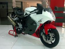 2014 Hyosung GT250R Facelift Leaked