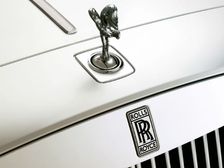 Rolls Royce Provides Comfort To Jenson Button
