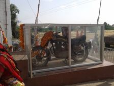 Om Banna Temple History: Bullet Baba Story, Temple Location, Images; What Happened On 2nd December 1991 Bike Accident?