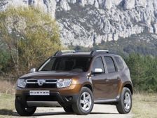 Renault Duster 4WD Indonesia Launch In Sept; To be Exported From India