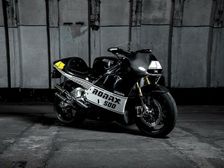 Ronax Launches Its 500cc Two-Stroke Motorcycle