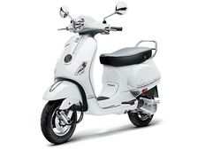 Limited Edition Vespa Esclusivo Launched In India