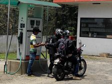 Petrol & Diesel Prices To Be Reduced In November, 2014