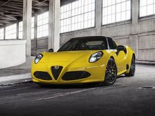 2015 Detroit Auto Show: Alfa Romeo 4C Spider Unveiled