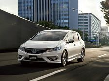 Honda Jade Hybrid New 6-Seater Launched In Japan