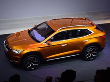 2015 Geneva Motor Show: Seat 20V20 Futuristic Concept Revealed