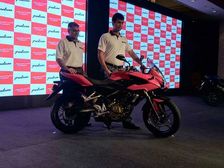 Bajaj Pulsar AS200 Launched: Price, Specs, Feature & More