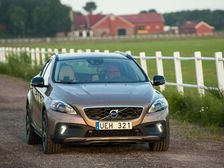 Volvo V40 Cross Country Variant Launch On 20th April