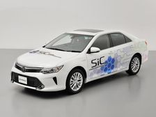 Toyota Camry Hybrid Launching In India On 30th April