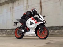 KTM RC 250 & Duke 250 Ride Through Busy Asian Roads