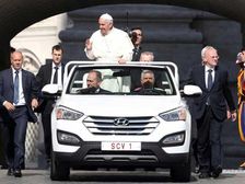 Hyundai Sante Fe Convertible—The Next Popemobile