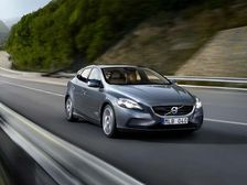 Volvo V40 Hatchback Launching In India On 17th June
