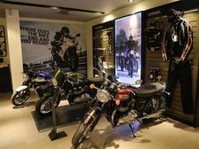 Triumph Motorcycles India Inaugurate Indore Dealership On 23rd July