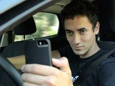 IAM Study Reveals Shocking Facts About Drivers And Selfies!