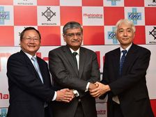 Mahindra Inaugurate Auto Steel Service Centre In Chakan, Pune
