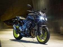 Yamaha Unveils MT-10 (Naked Litrebike) Based Off The R1 At EICMA — Images