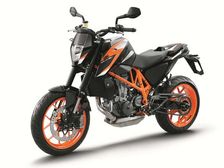 KTM Unveils 2016 Duke 690 & Duke 690 'R' At EICMA — Images