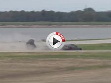 2200hp Nissan GTR Loses Traction And Goes Off Road At 370km/h - Video