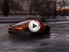 Audi R8 V10 Plus Drifts About In the Mud - Video