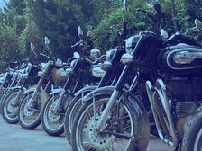 Royal Enfield To Offer 8 New Colour Options As 2016 Update