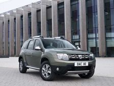Renault Duster Facelift To Be Unveiled At The 2016 Delhi Auto Expo