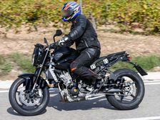 KTM 2017 Duke 890 Spied