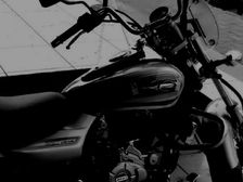 Bajaj Avenger 220cc Finally Gets A New Colour – Is This The One You Wanted?