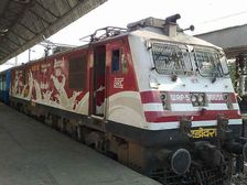 WAP-5 Train Engine: What You Should Know About Gatimaan's Engine