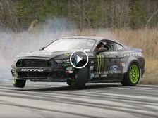 Vaughn Gittin Jr Hoons About In A 900hp Mustang RTR