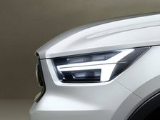 Volvo V40 & XC40 Future Compact Models Teased
