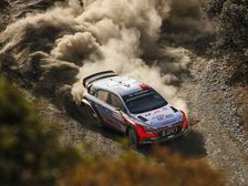 Hyundai Motorsport Conquers 2016 WRC Rally Italia With Thierry Neuville