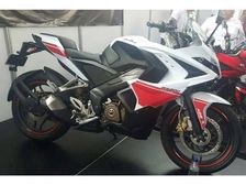 New White & Red Paint Scheme Showcased On Pulsar RS200