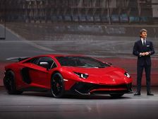 Lamborghini Sets New Sales Record; Delivers Over 2,000 Cars Worldwide