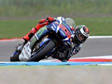 Rossi & Lorenzo Cannot Afford DNF At The 2016 German GP